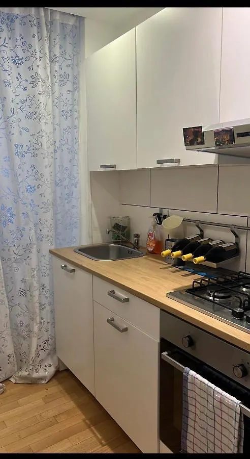 Caracciolo Napoli Beb Bed & Breakfast  Naples