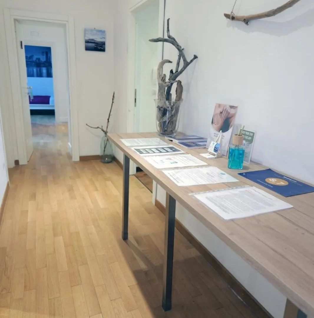 Bed & Breakfast Bed and Breakfast Caracciolo Napoli BeB Italia