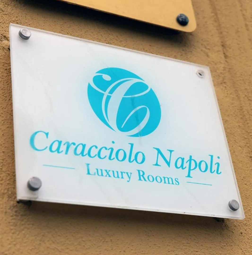 Caracciolo Napoli Beb Bed & Breakfast Italy
